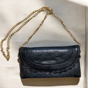 Authentic See By Chloe Poya scallop edge wallet on chain crossbody black gold